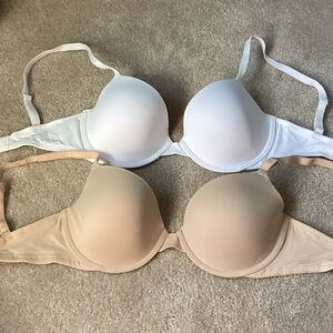 PINK Victoria's Secret Smooth T-Shirt Bras in White & Nude